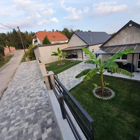 Sunny Garden Apartment Богач Экстерьер фото