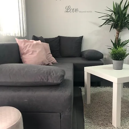 Sunny Garden Apartment Богач Экстерьер фото